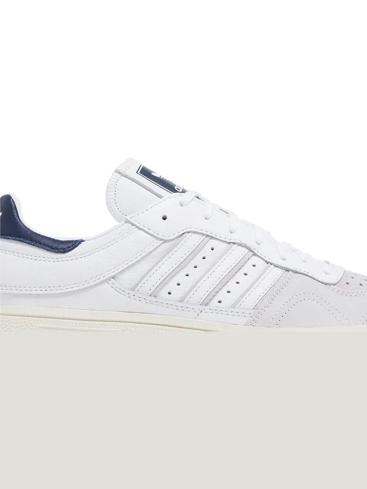 Кроссовки Kith x Handball Top 'Classics Program - Navy' — изображение 2 из 4, белый