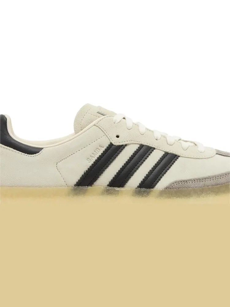 Кроссовки Ronnie Fieg x Clarks x 8th Street Samba 'Kithmas - White Black' — изображение 2 из 4, бежевый