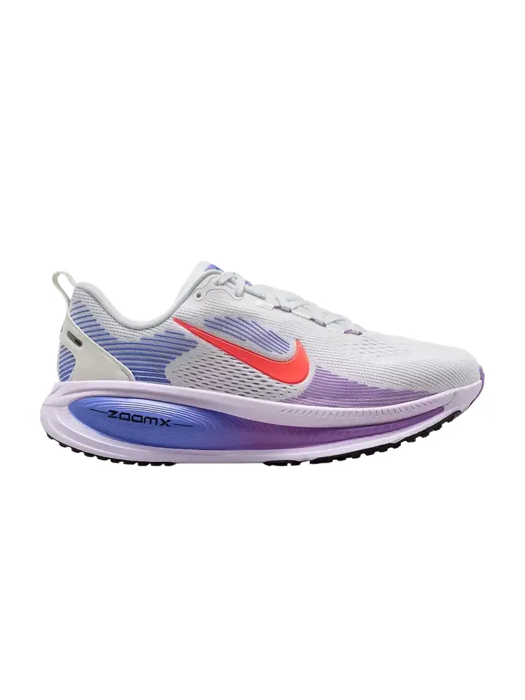 Кроссовки Nike Wmns Vomero 18 Extra Wide 'White Violet Mist' — изображение 1 из 1, белый