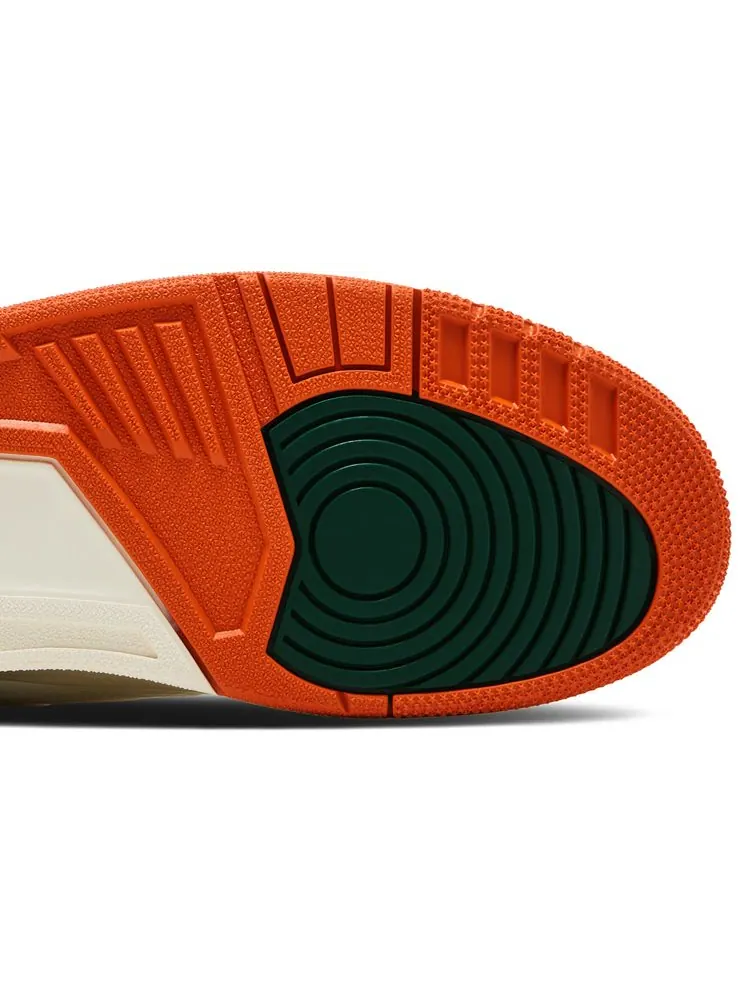 Кроссовки SoleFly x Air Jordan 3 — изображение 5 из 10, белый