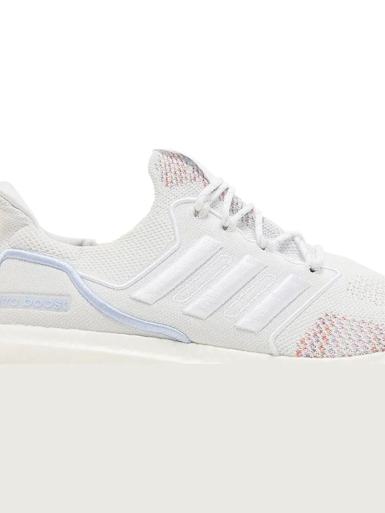 Кроссовки UltraBoost 1.0 'White Blue Dawn Pink' — изображение 2 из 4, белый