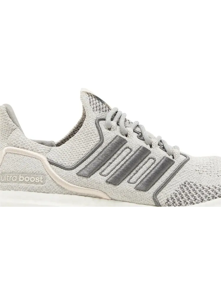 Кроссовки Wmns UltraBoost 1.0 'Grey Wonder Quartz' — изображение 2 из 4, серый