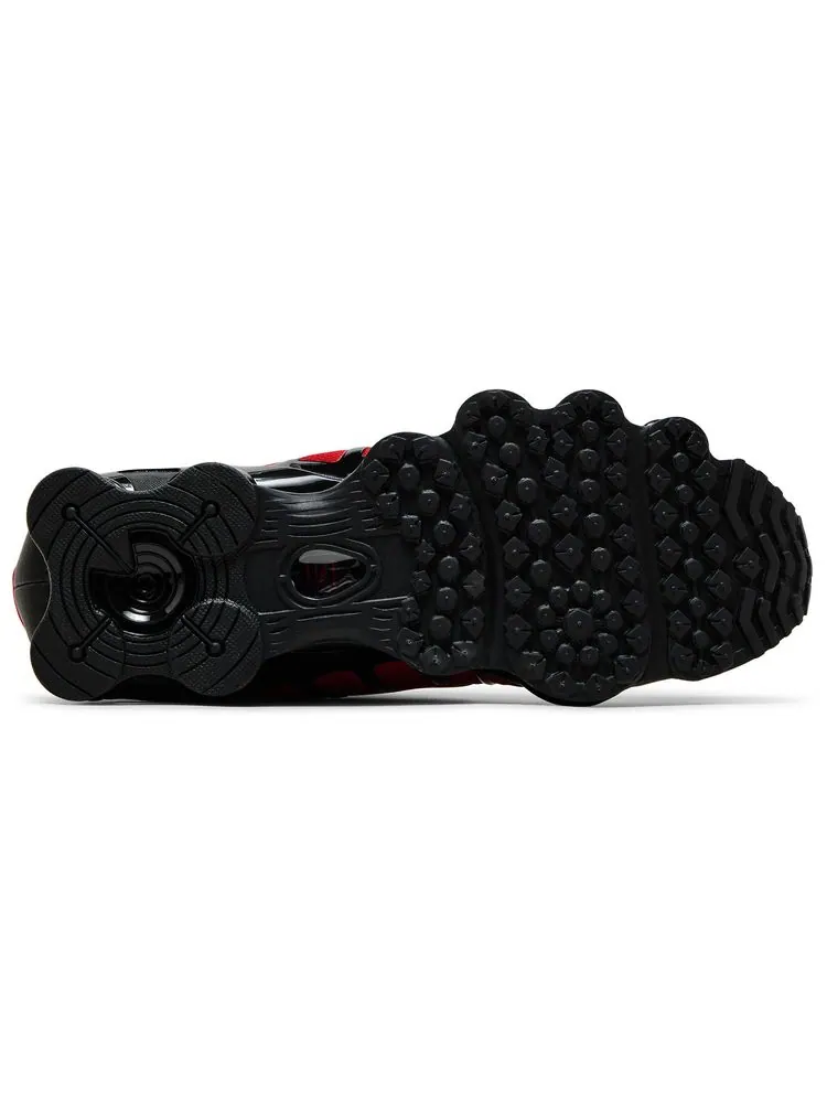 Кроссовки Nike Shox TL 'Black University Red Gradient' — изображение 4 из 8, черный