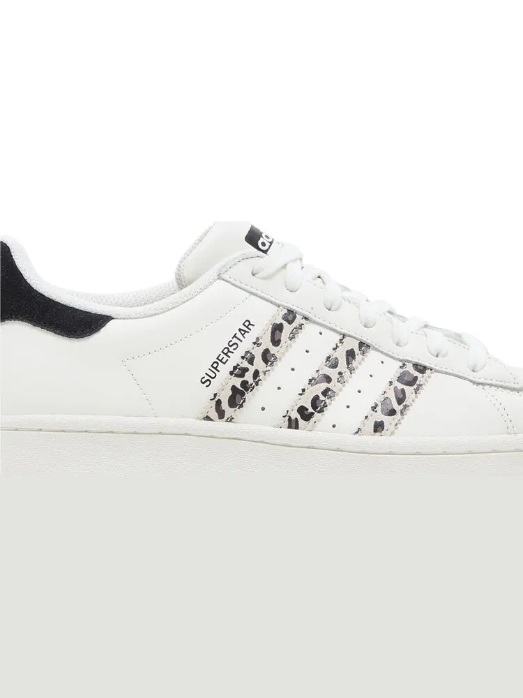 Кроссовки Wmns Superstar 'Off White Black Leopard' — изображение 2 из 4, бежевый