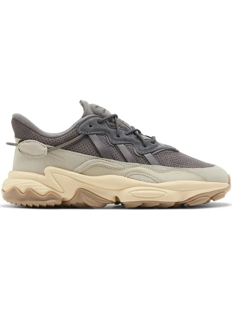 Кроссовки Ozweego TR 'Charcoal Sand Strata' — изображение 1 из 4, серый