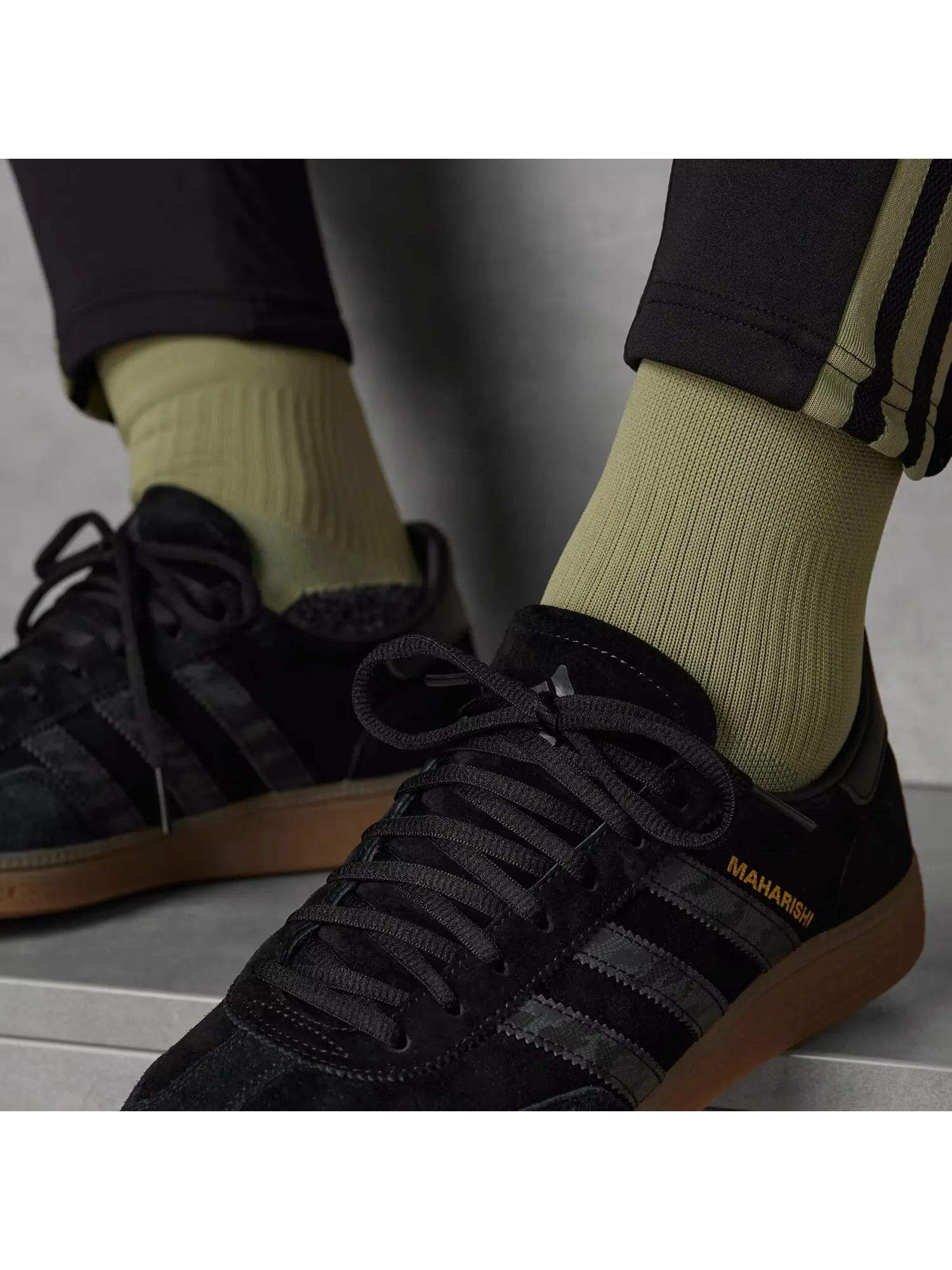Кроссовки adidas Maharishi X Handball Spezial 'Black Gum' — изображение 7 из 10, черный