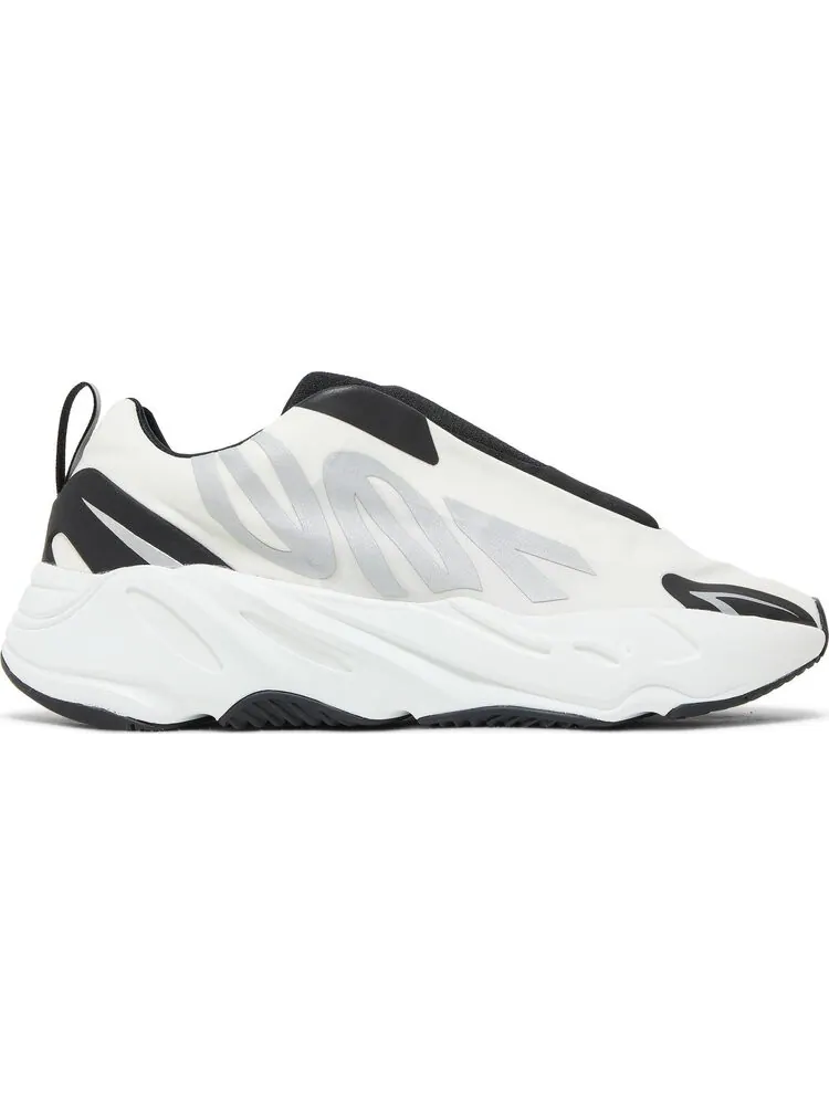 Кроссовки Adidas Yeezy Boost 700 MNVN Laceless 'Analog' — изображение 1 из 10, серый
