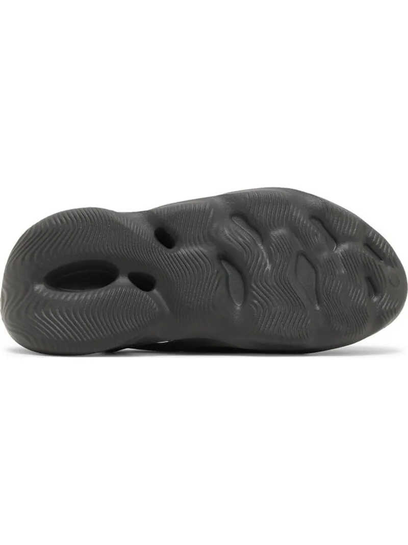 Кроссовки Adidas Yeezy Foam Runner 'Carbon' — изображение 4 из 4, серый