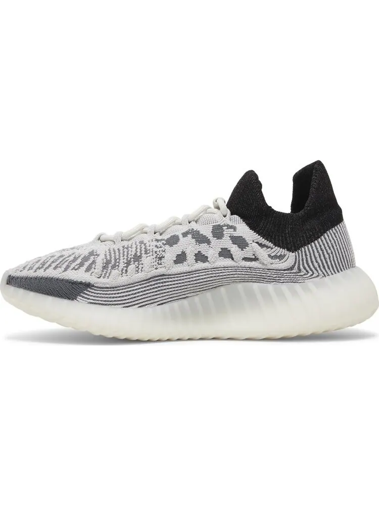 Кроссовки Yeezy Boost 350 V2 CMPCT 'Panda' — изображение 3 из 4, белый