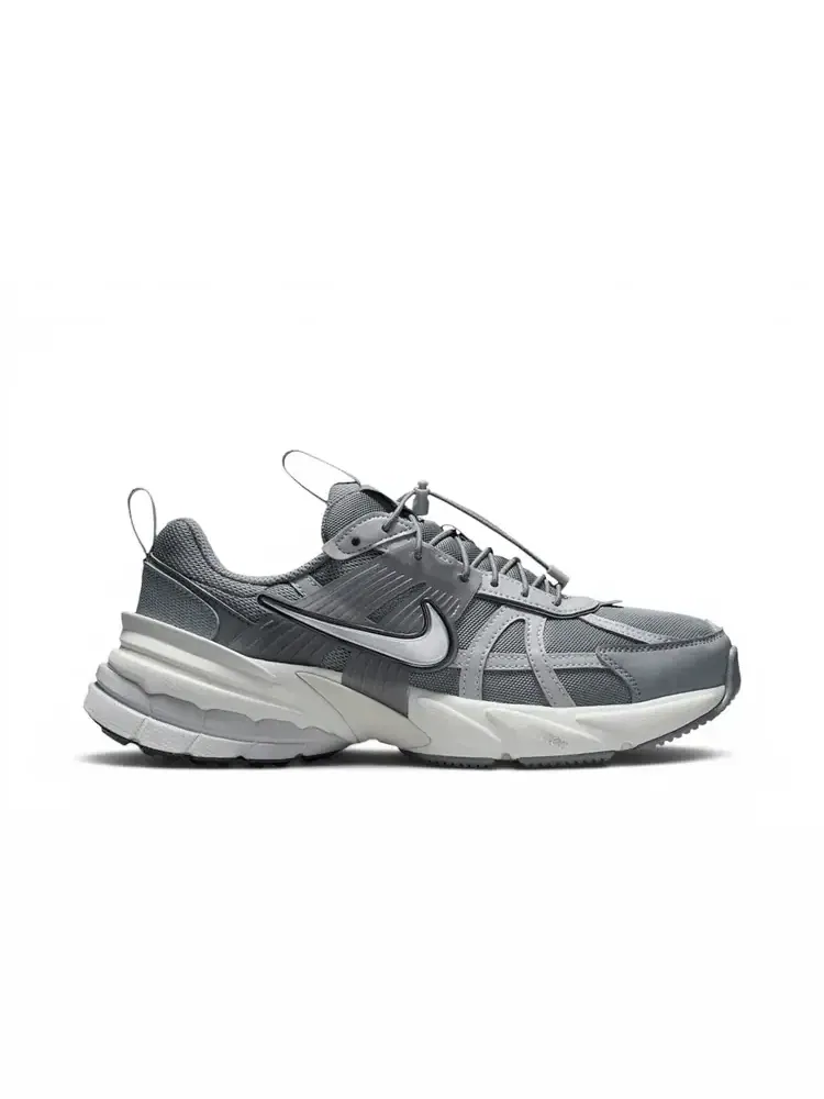 Кроссовки Nike Wmns V2K Run — изображение 1 из 1, серый