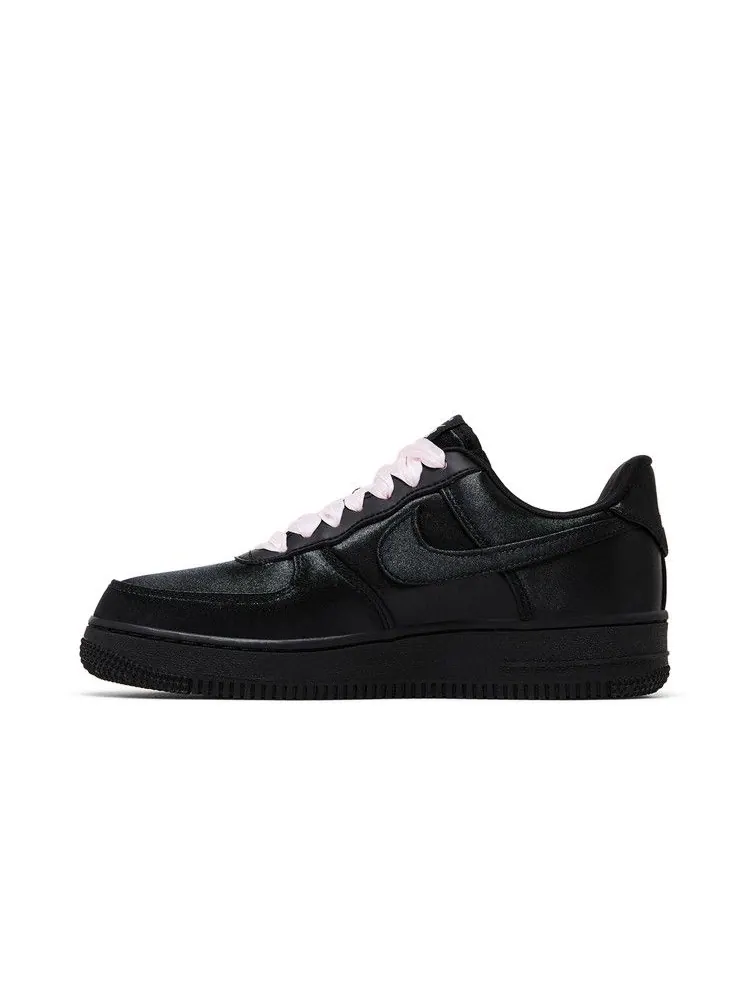 Кроссовки Nike Wmns Air Force 1 Low 'Black Satin' — изображение 4 из 9, черный