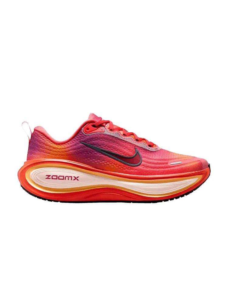 Кроссовки Nike Wmns Vomero Plus SE, Ember Glow — изображение 1 из 1, розовый