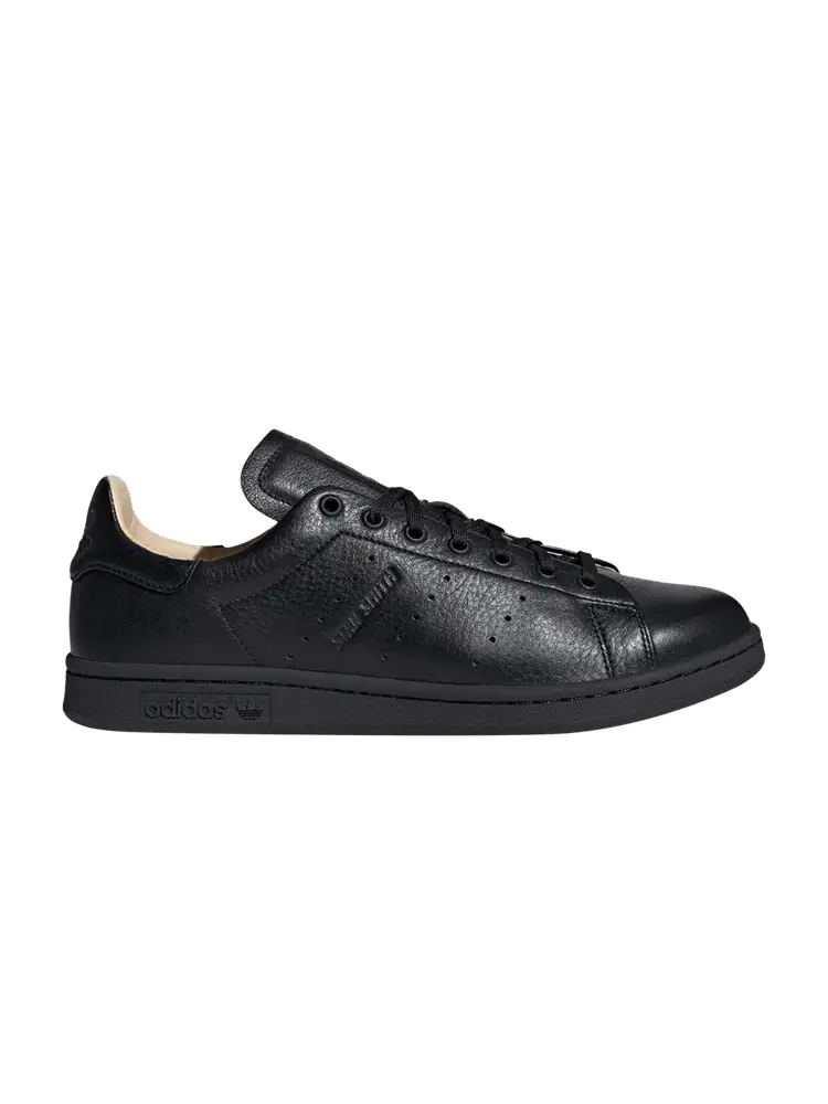 Кроссовки adidas Stan Smith Lux 'Black Sand Strata' — изображение 1 из 1, черный/черный/песочный