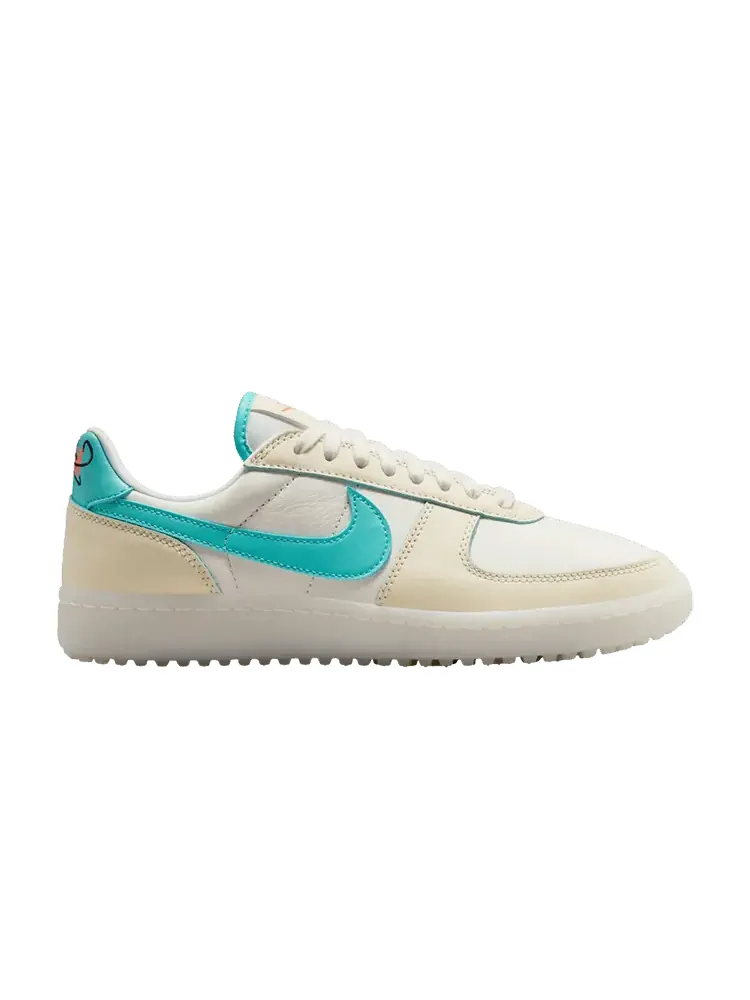 Кроссовки Nike Sam Kerr x Wmns Field General 82 'Be Who You Are' — изображение 1 из 1, белый/черный/оранжевый