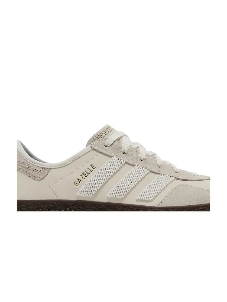 Кроссовки adidas CLOT x Gazelle Indoor Off White — изображение 2 из 6, белый