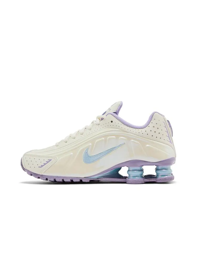 Кроссовки Nike Shox R4 GS 'Soft Pearl Celestine Blue' — изображение 4 из 9, белый/синий