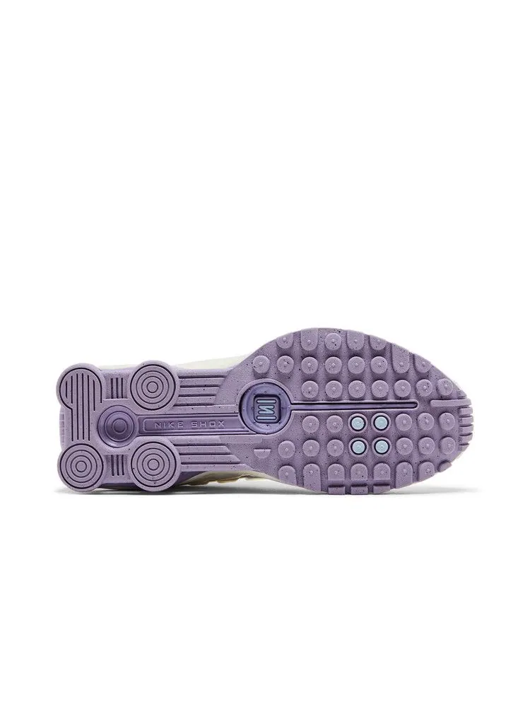 Кроссовки Nike Shox R4 GS 'Soft Pearl Celestine Blue' — изображение 5 из 9, белый/синий
