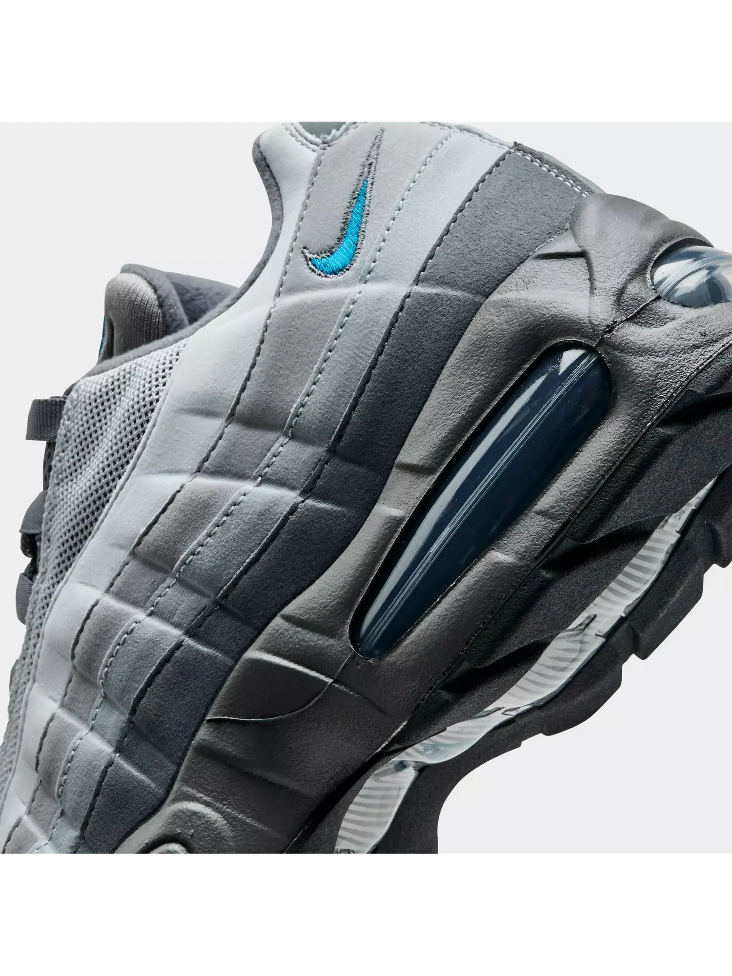 Кроссовки Nike Air Max 95 OG 'Smoke Grey Green Abyss' — изображение 3 из 6