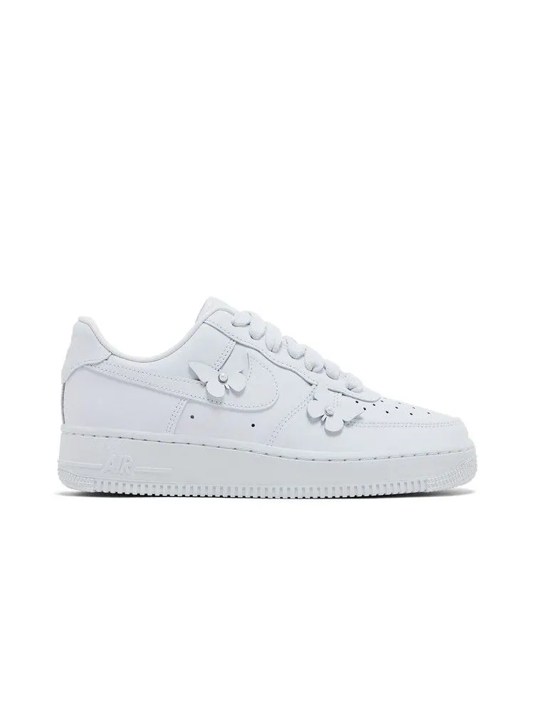 Кроссовки Nike Wmns Air Force 1 Low 'Butterfly' — изображение 2 из 9, белый/белый/черный