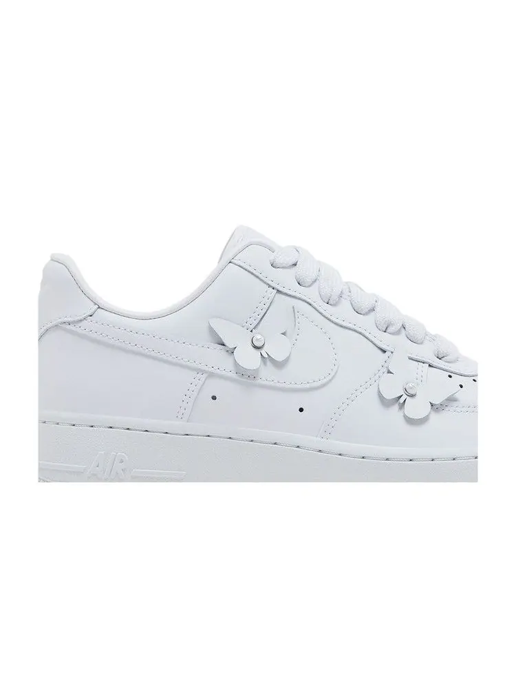 Кроссовки Nike Wmns Air Force 1 Low 'Butterfly' — изображение 3 из 9, белый/белый/черный