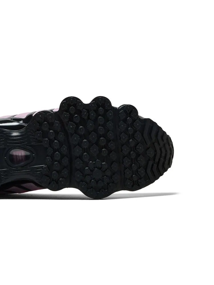 Женские кроссовки Nike Shox TL 'Black Playful Pink' — изображение 6 из 9