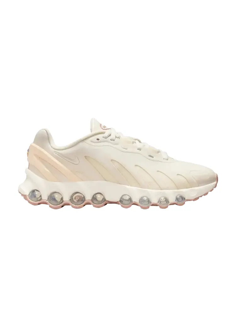 Кроссовки Nike Wmns Air Max DN8 — изображение 1 из 1, перламутровый
