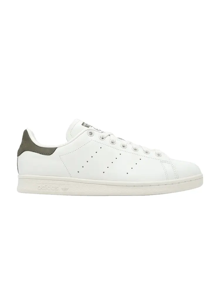 Кроссовки adidas Stan Smith 'White Olive Strata' — изображение 1 из 1, белый/оливковый/белый