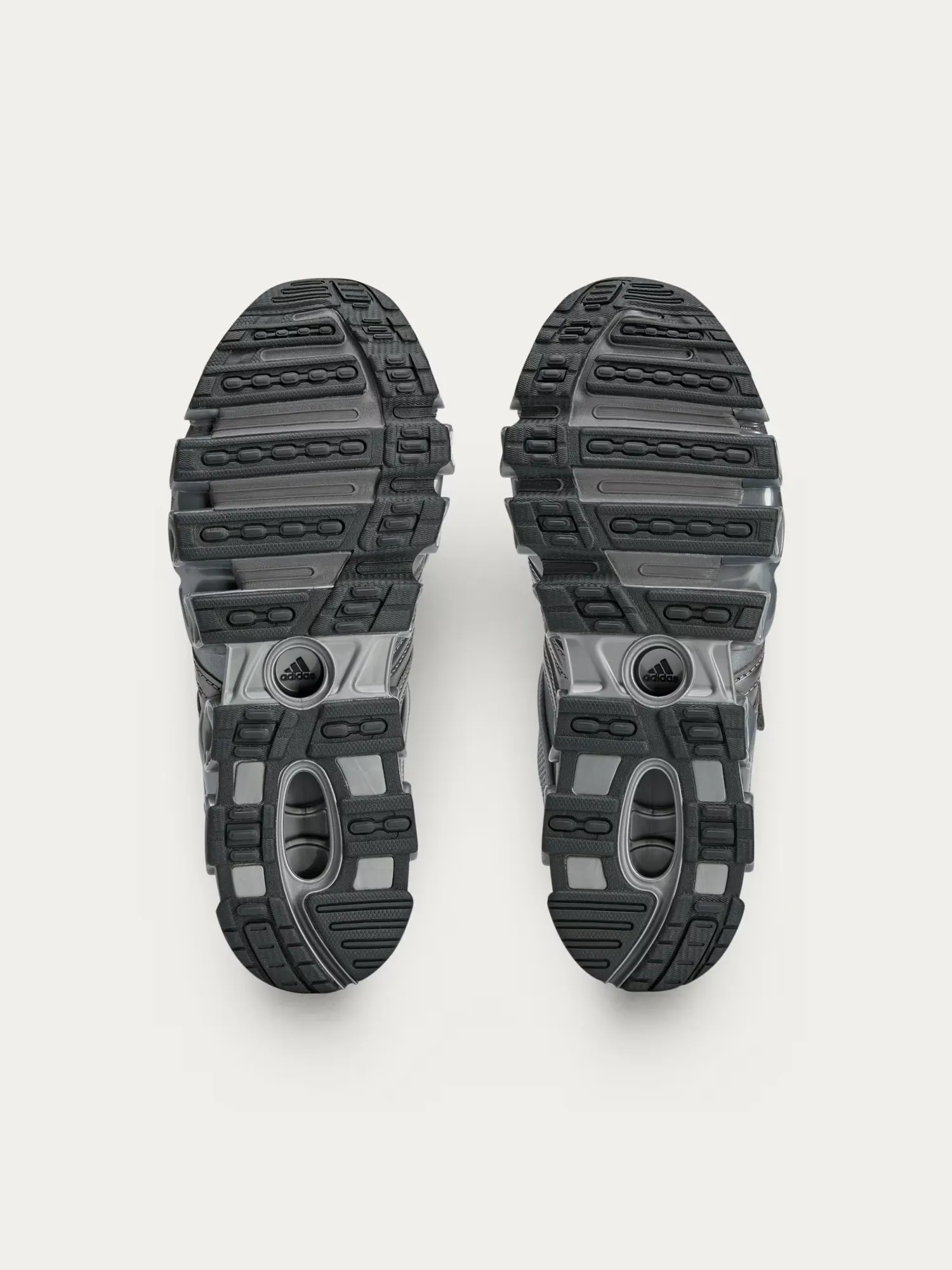 Кроссовки женские Adidas Originals Megaride Mary-Jane Taqwa Bint Ali — изображение 3 из 8, серый