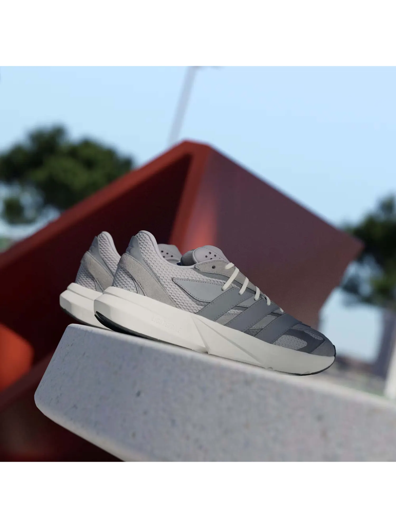 Кроссовки Adidas Lightblaze — изображение 5 из 6, серебристый