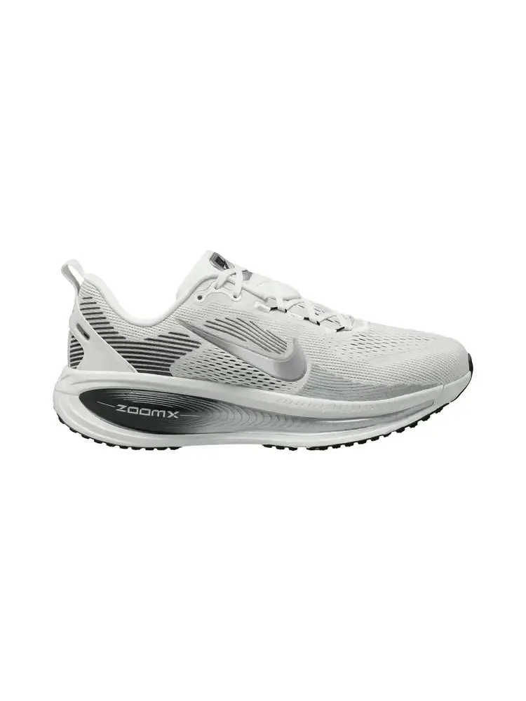 Кроссовки Nike Vomero 18