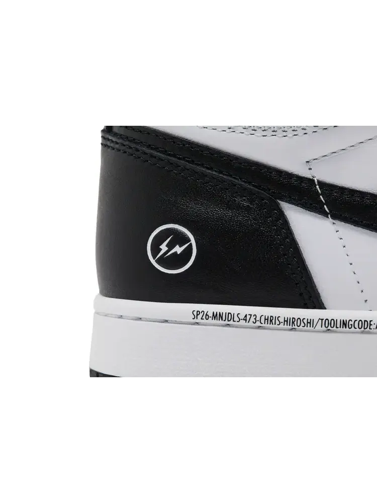Fragment Design x Union LA x Air Jordan 1 Retro High OG SP 'White Black' — изображение 9 из 10, белый