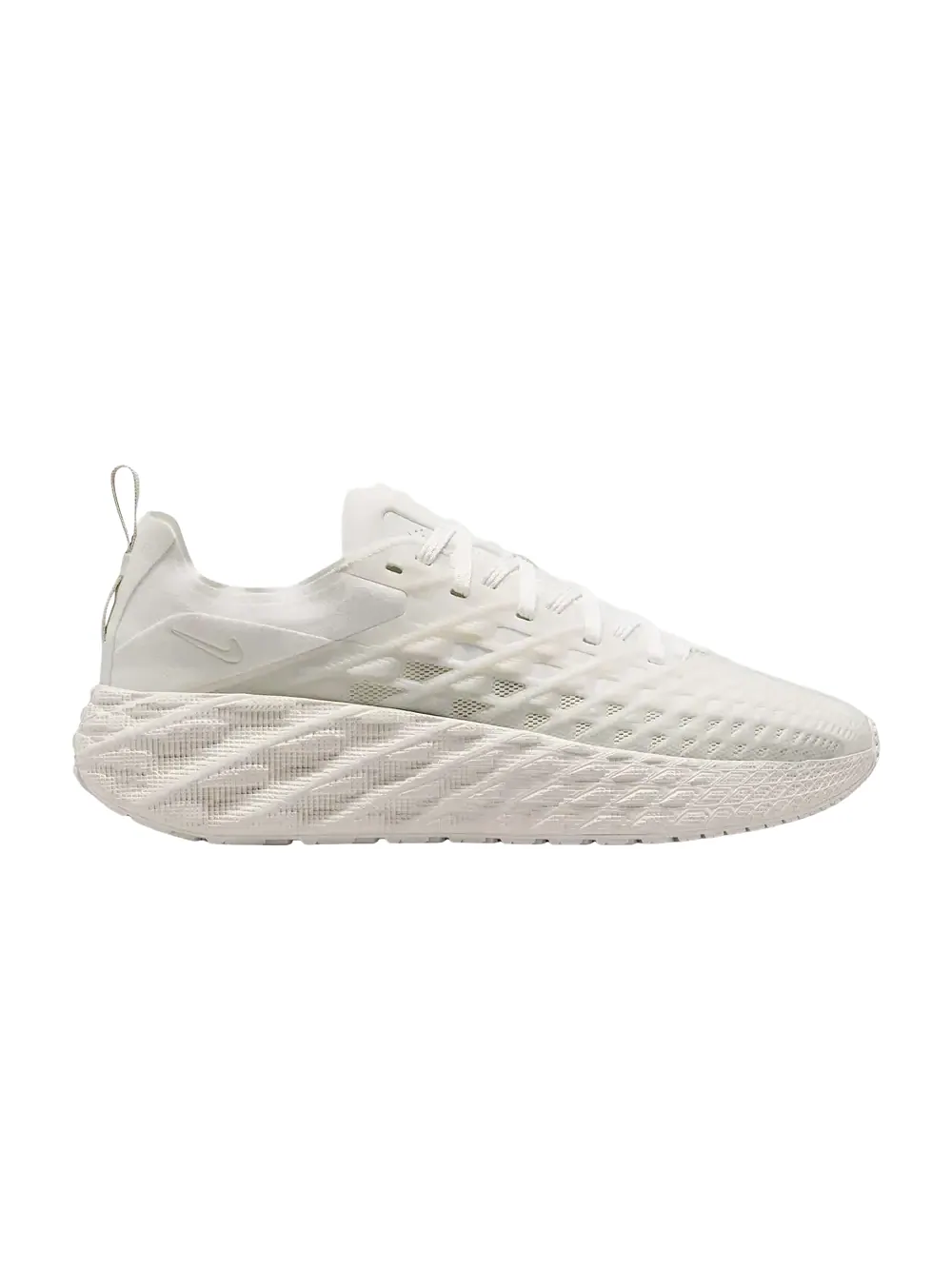 Кроссовки Nike Ava Edge — изображение 1 из 1, белый/светлый
