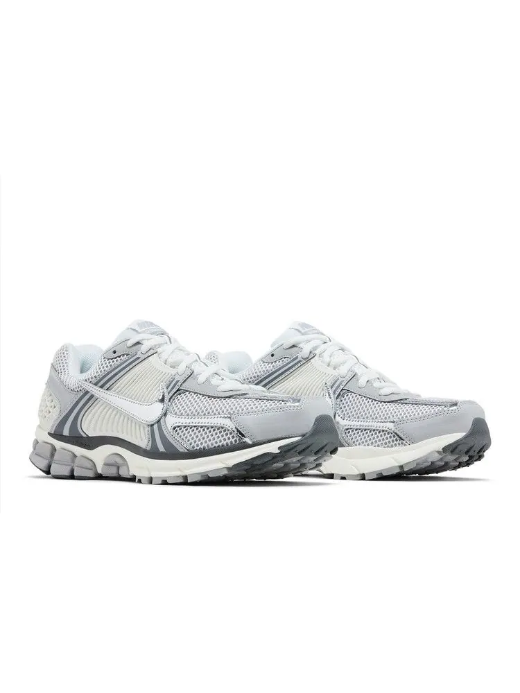 Кроссовки Nike Air Zoom Vomero 5 — изображение 8 из 8