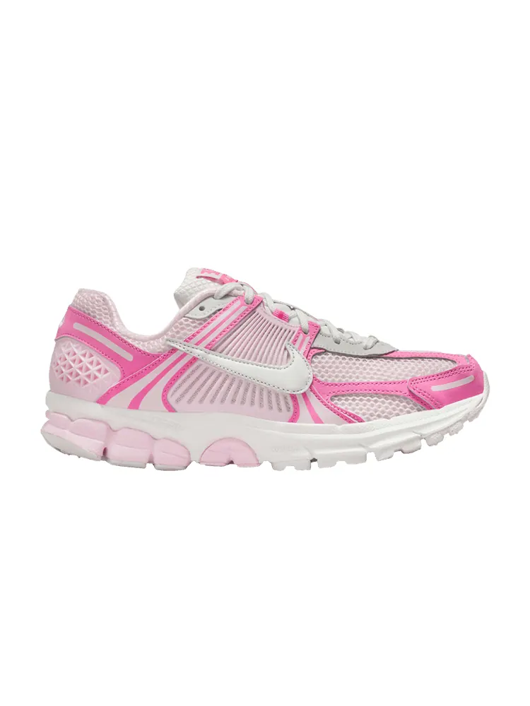 Кроссовки Nike Wmns Air Zoom Vomero 5 'Hyper Pink' — изображение 1 из 1