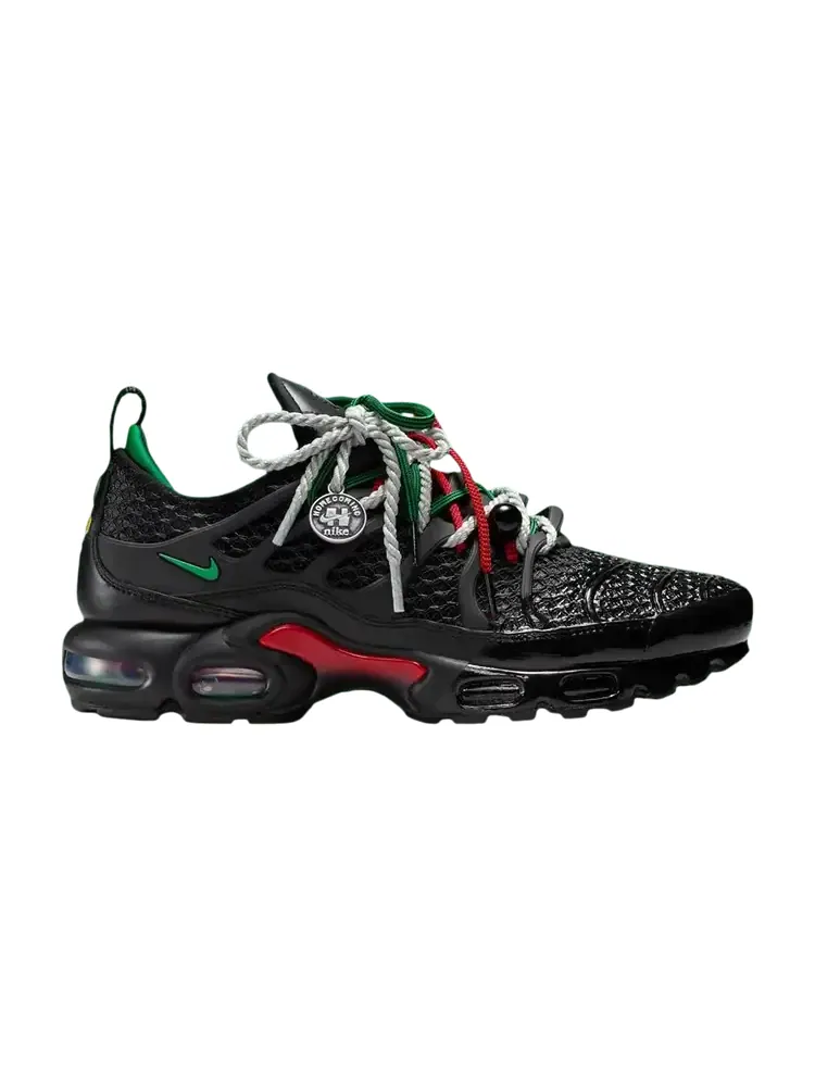 Коллекция Homecoming x Nike Air Max Plus 'Black University Red Court Green' — изображение 1 из 1, черный