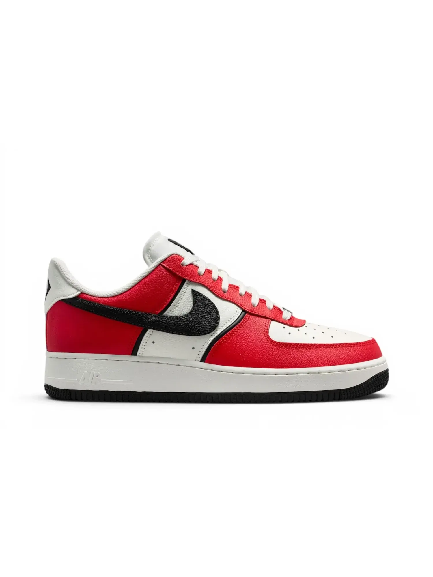 Кроссовки Nike Air Force 1 Low University Red Sail Black — изображение 1 из 1