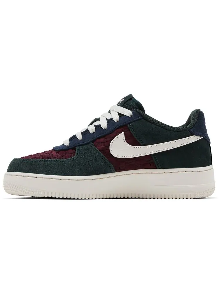 Кроссовки Kith x Nike Air Force 1 Low GS — изображение 3 из 8, красный