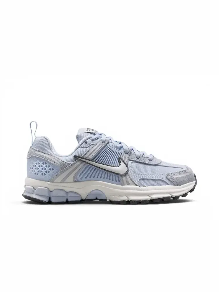 Кроссовки Nike Vomero 5 GS — изображение 1 из 1, серый белый