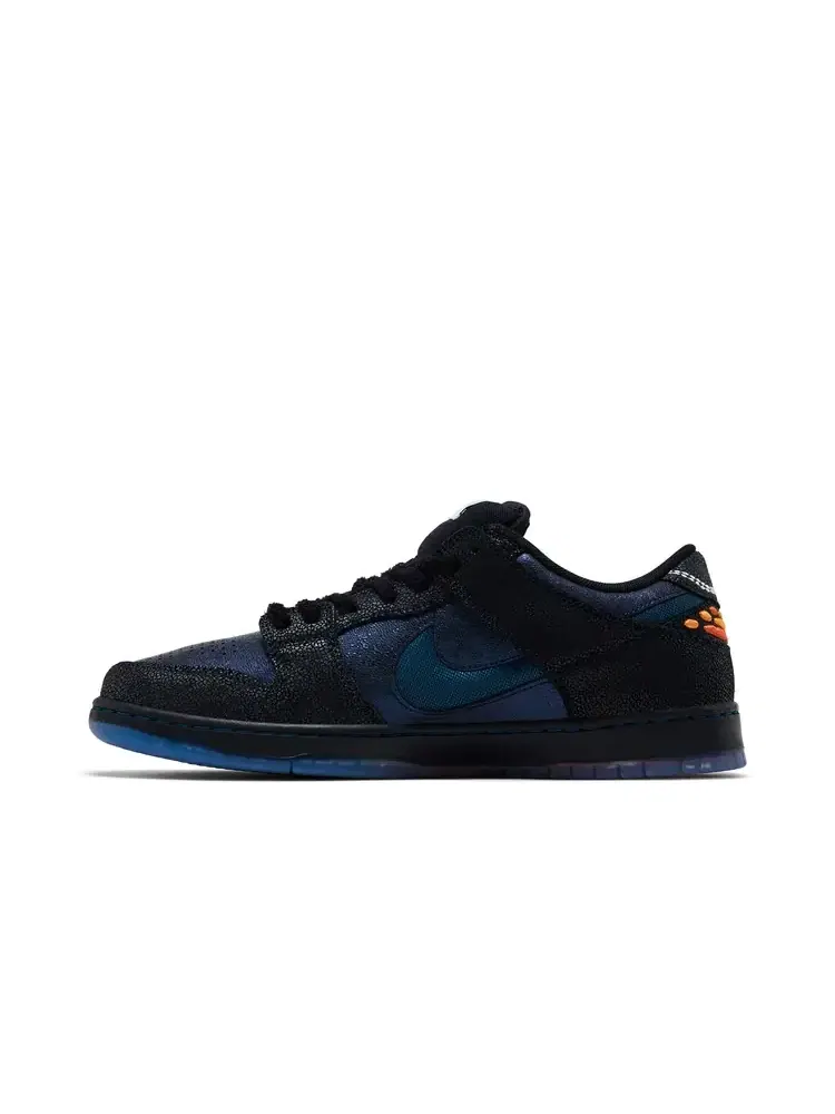 Кроссовки Bluetile x Nike SB Dunk — изображение 3 из 8, черный белый