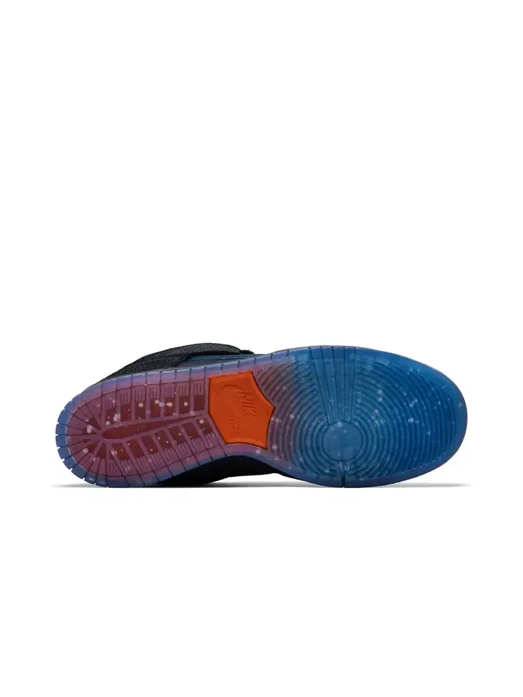 Кроссовки Bluetile x Nike SB Dunk — изображение 4 из 8, черный белый