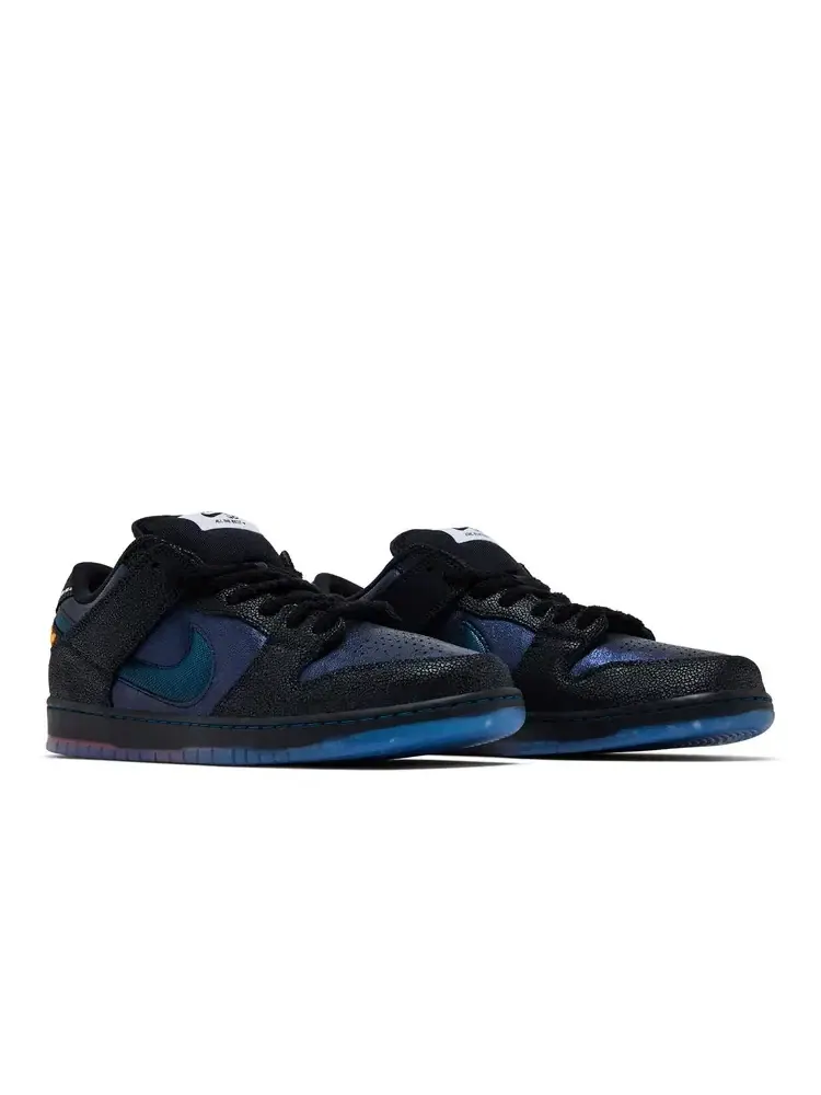 Кроссовки Bluetile x Nike SB Dunk — изображение 8 из 8, черный белый