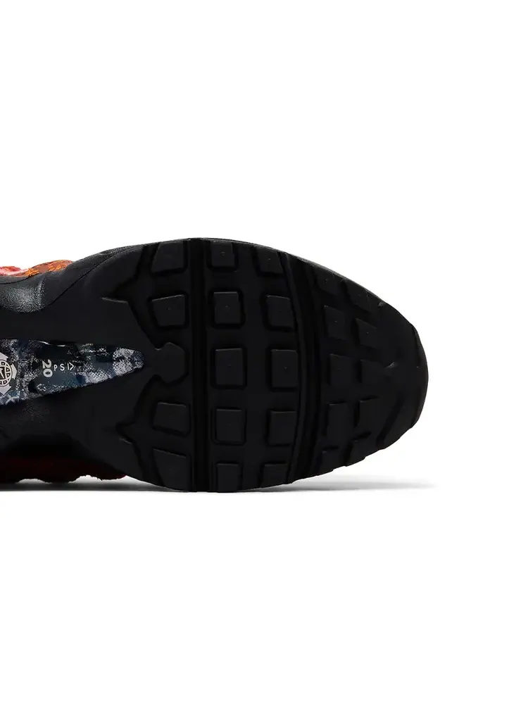 Кроссовки Nike Air Max 95 'Big Bubble - Family Reunion Hong Kong' — изображение 5 из 8, красный