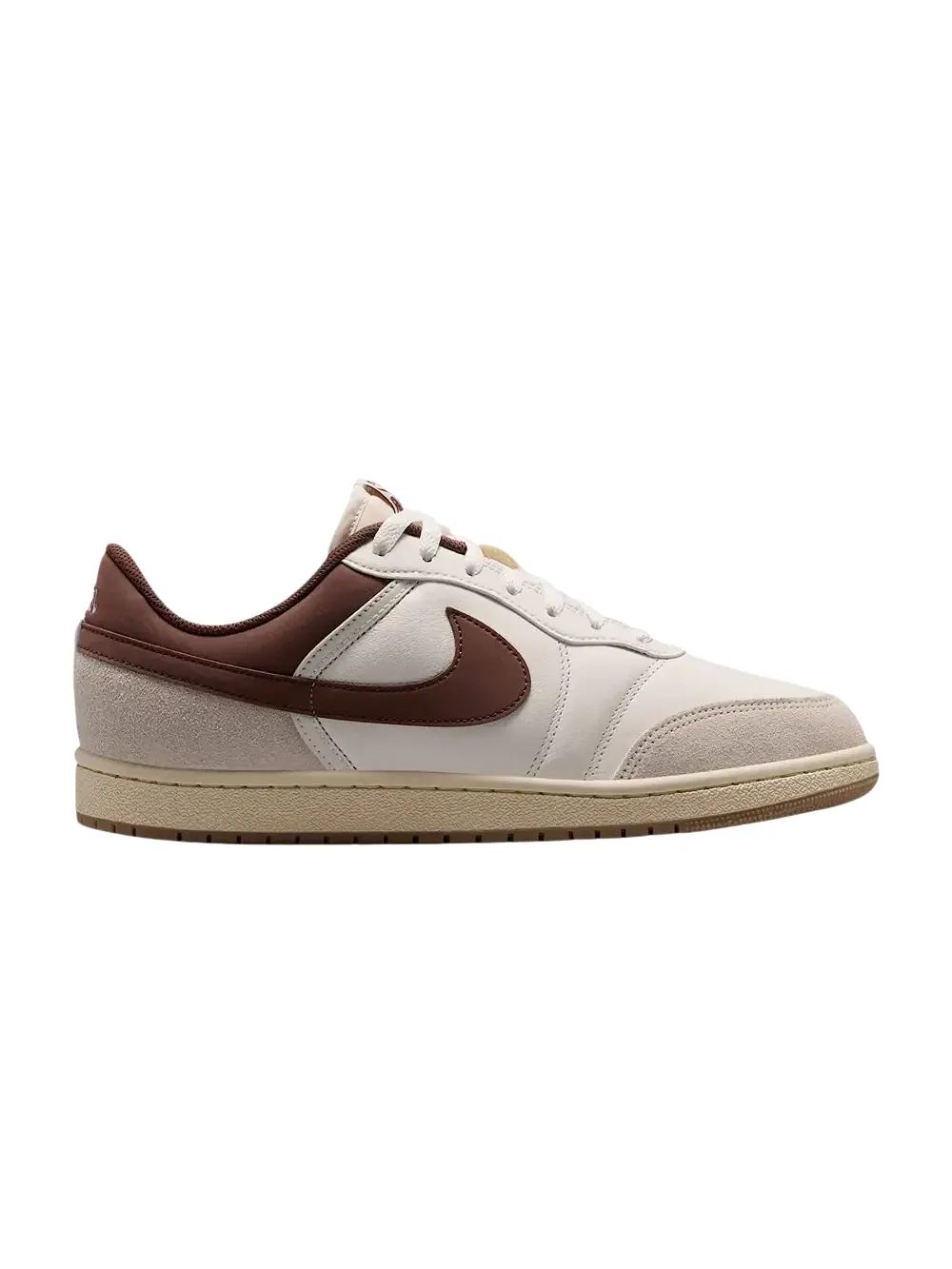 Кроссовки Air Jordan Skyline Low LE — изображение 1 из 1