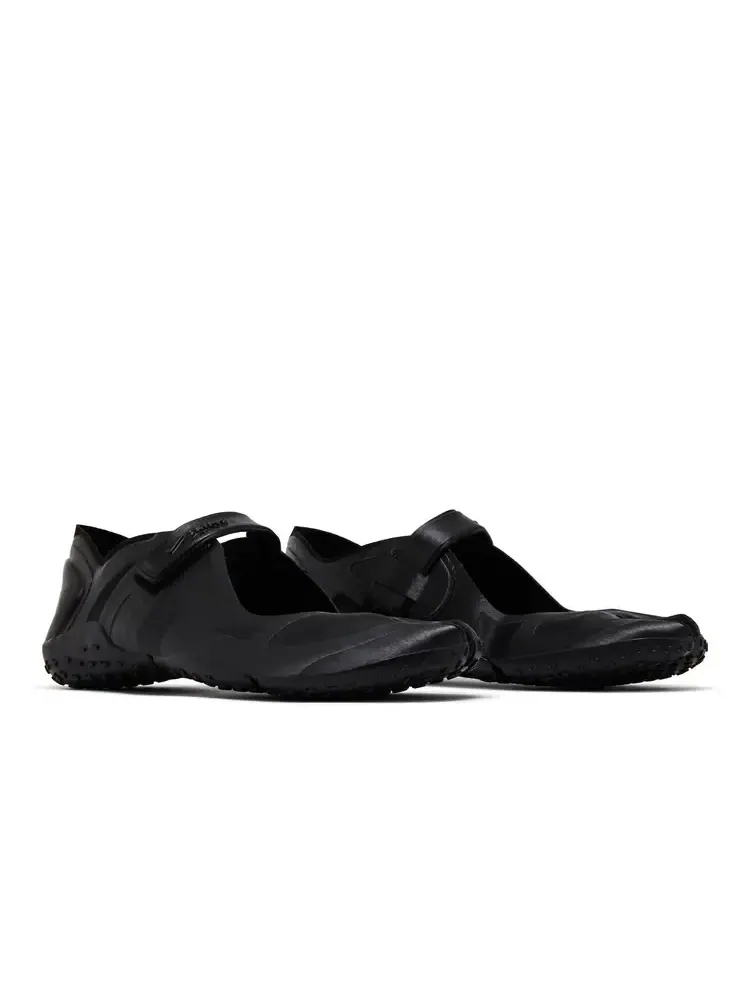 Женские кроссовки NikeSKIMS Air Rift 'Satin - Black' — изображение 8 из 8, черный