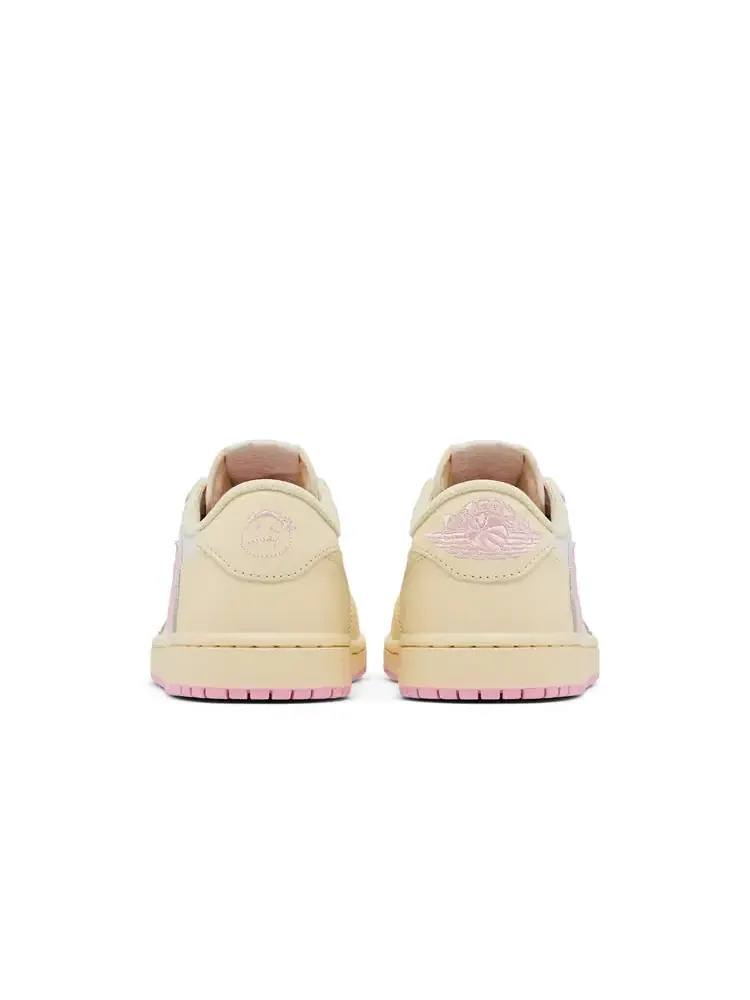 Кроссовки Travis Scott x Air Jordan 1 Retro Low OG — изображение 6 из 10, розовый