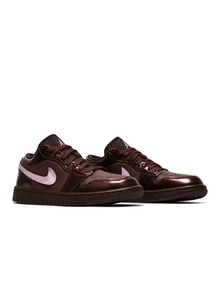 Женские кроссовки Air Jordan 1 Low 'День святого Валентина - Шоколад' 2026 — изображение 8 из 8, коричневый