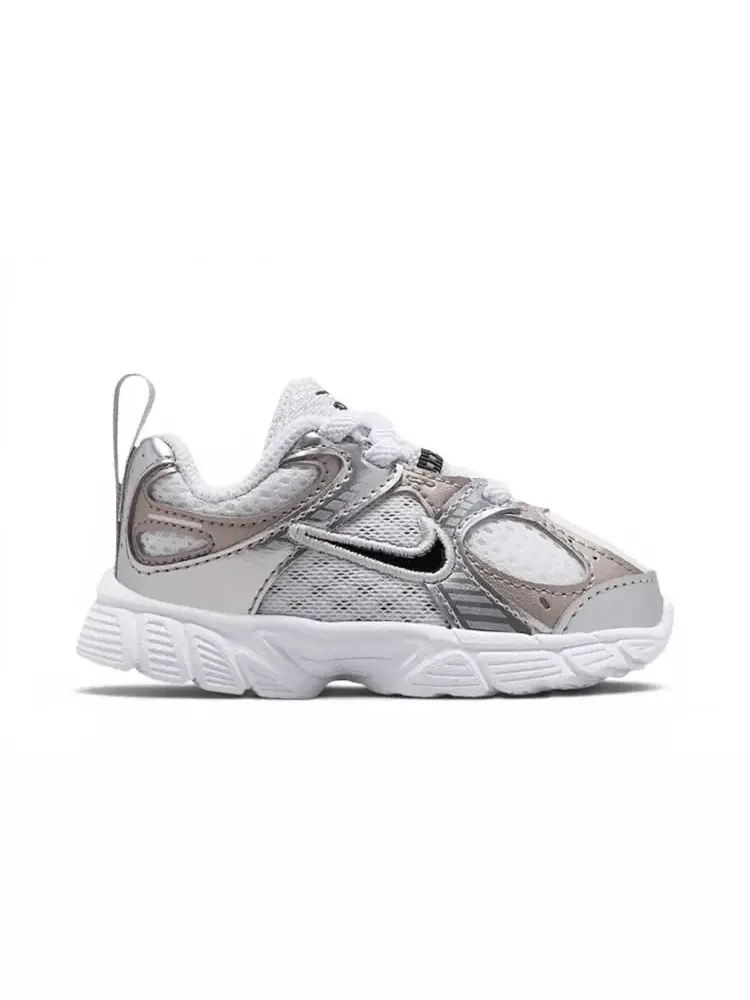 Кроссовки Nike V5 RNR TD — изображение 1 из 1, белый серый