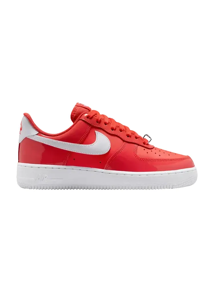 Кроссовки Nike Wmns Air Force 1 Low — изображение 1 из 1, светлый белый