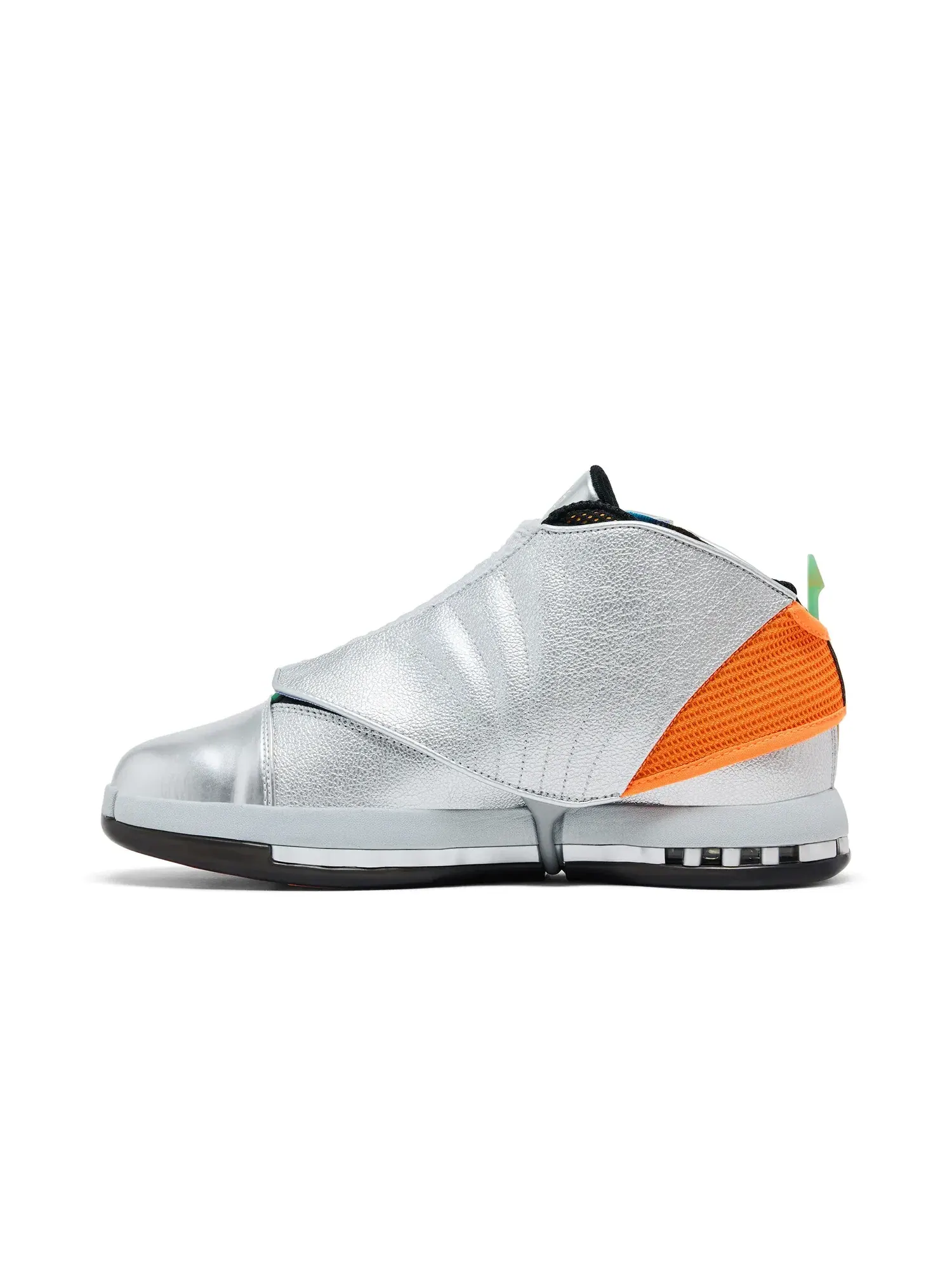 Кроссовки Free The Youth x Air Jordan 16 Retro OG — изображение 3 из 11