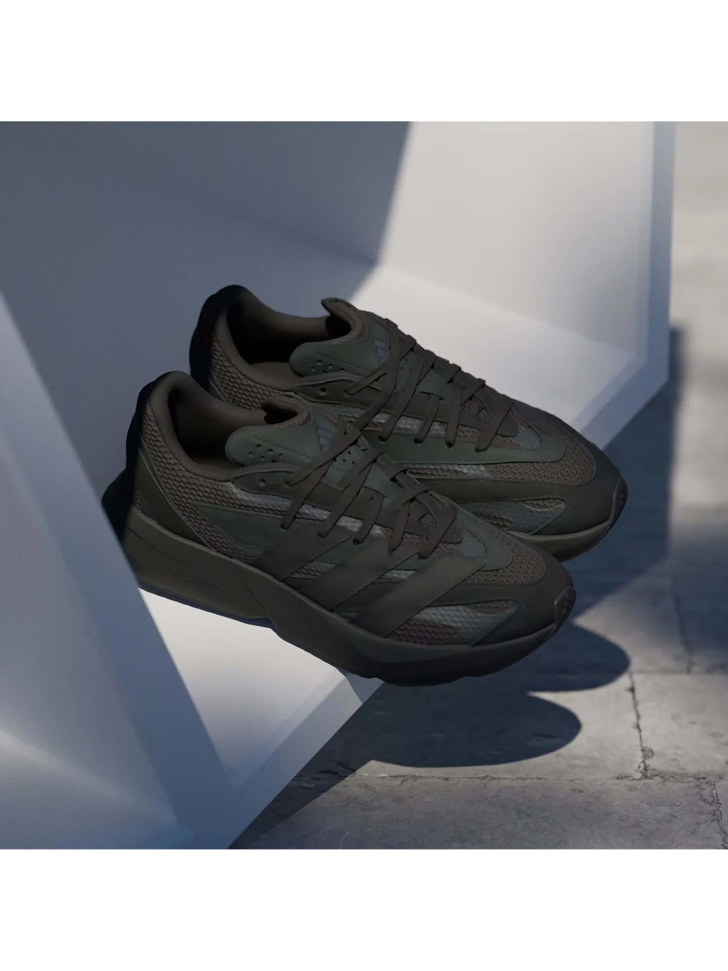 Кроссовки Adidas Lightblaze — изображение 5 из 8, черный
